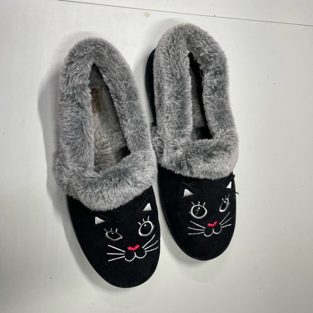 Bob’’s cat fur lined house shoes